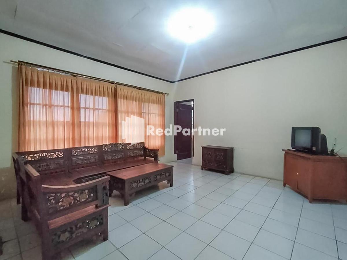 Pertiwi Village RedPartner Paragajen Exterior foto